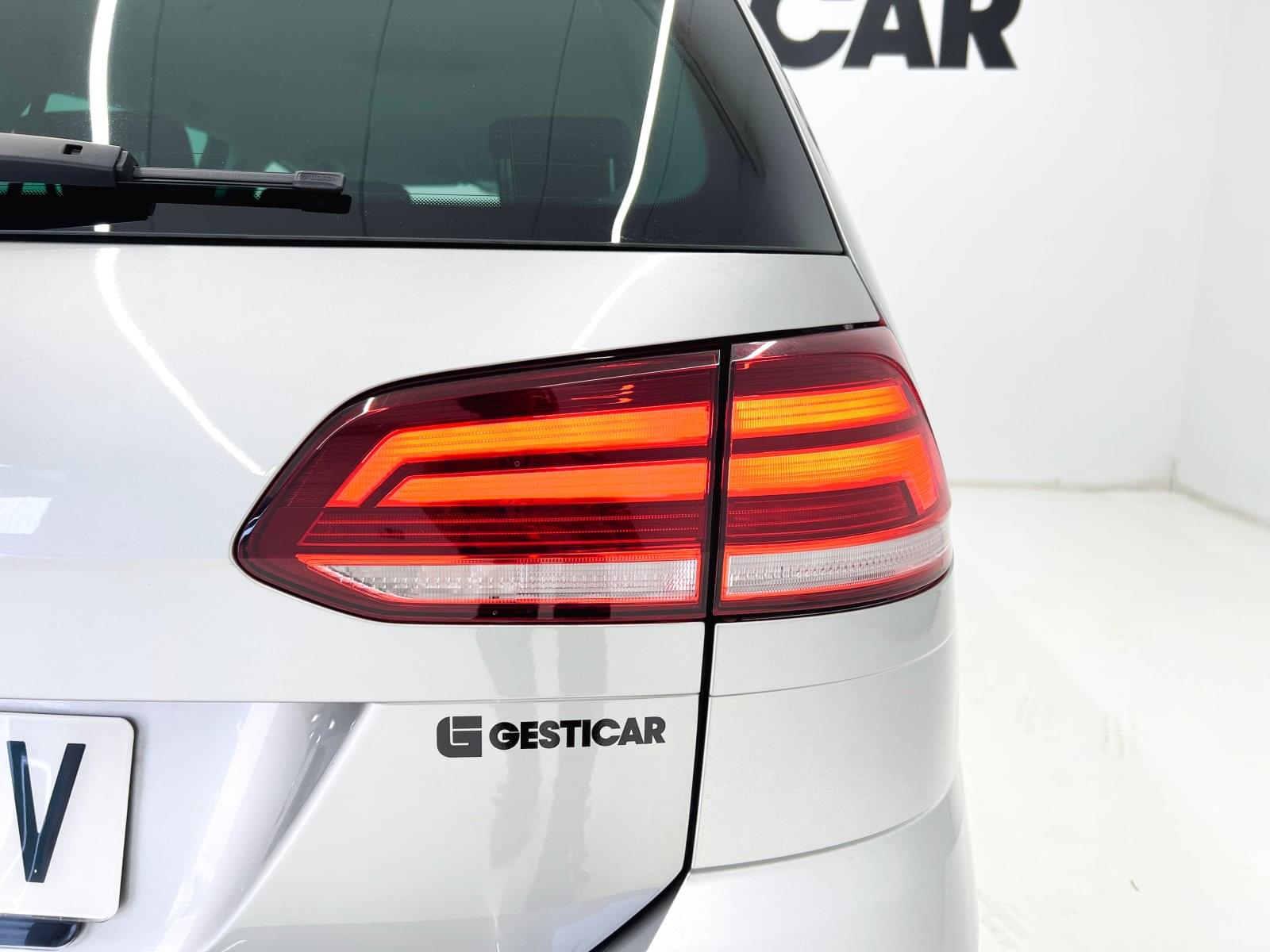 VOLKSWAGEN GOLF ADVANCE 2.0 TDI 150CV DSG VARIANT 18 
