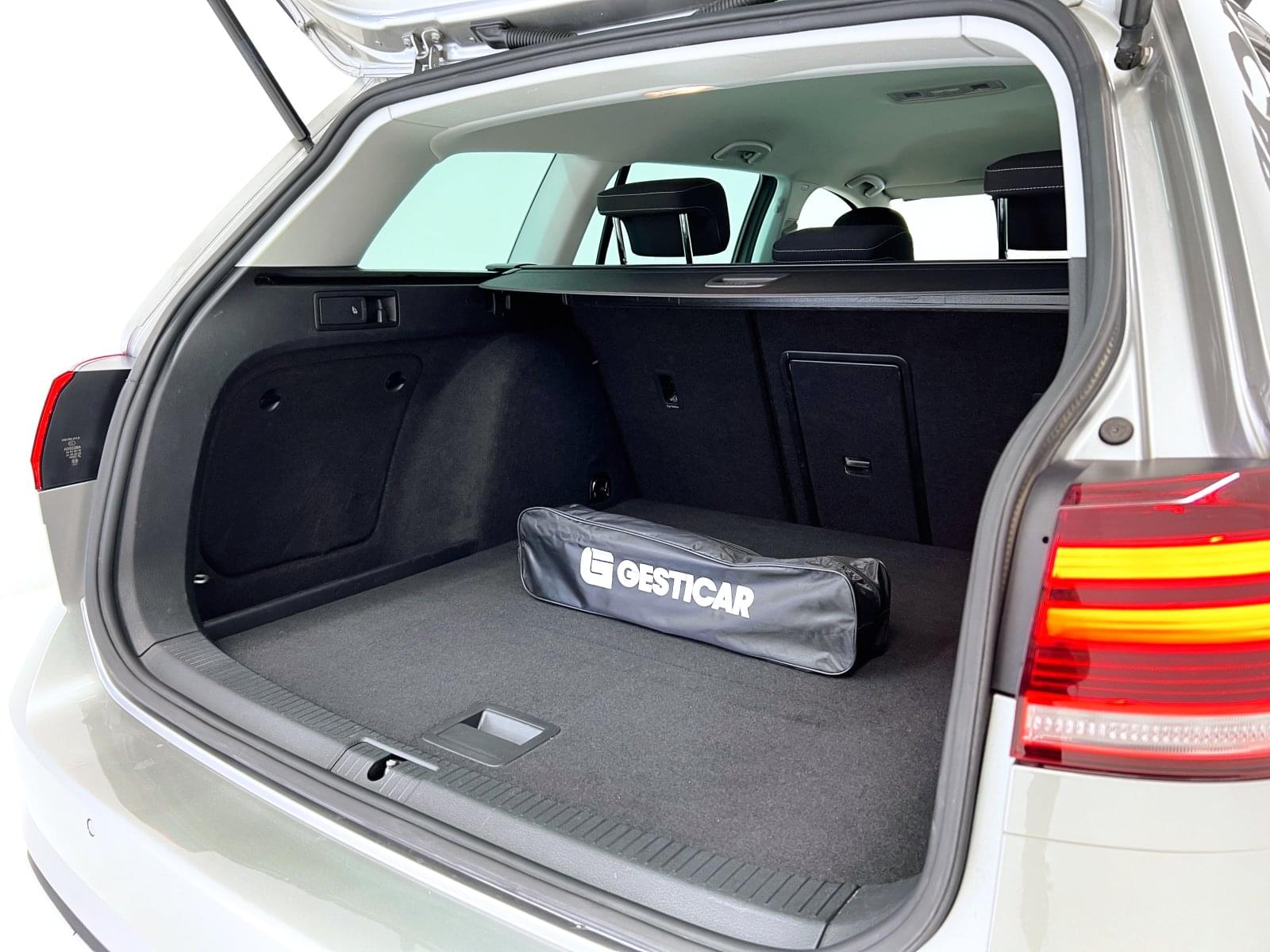 VOLKSWAGEN GOLF ADVANCE 2.0 TDI 150CV DSG VARIANT 16 