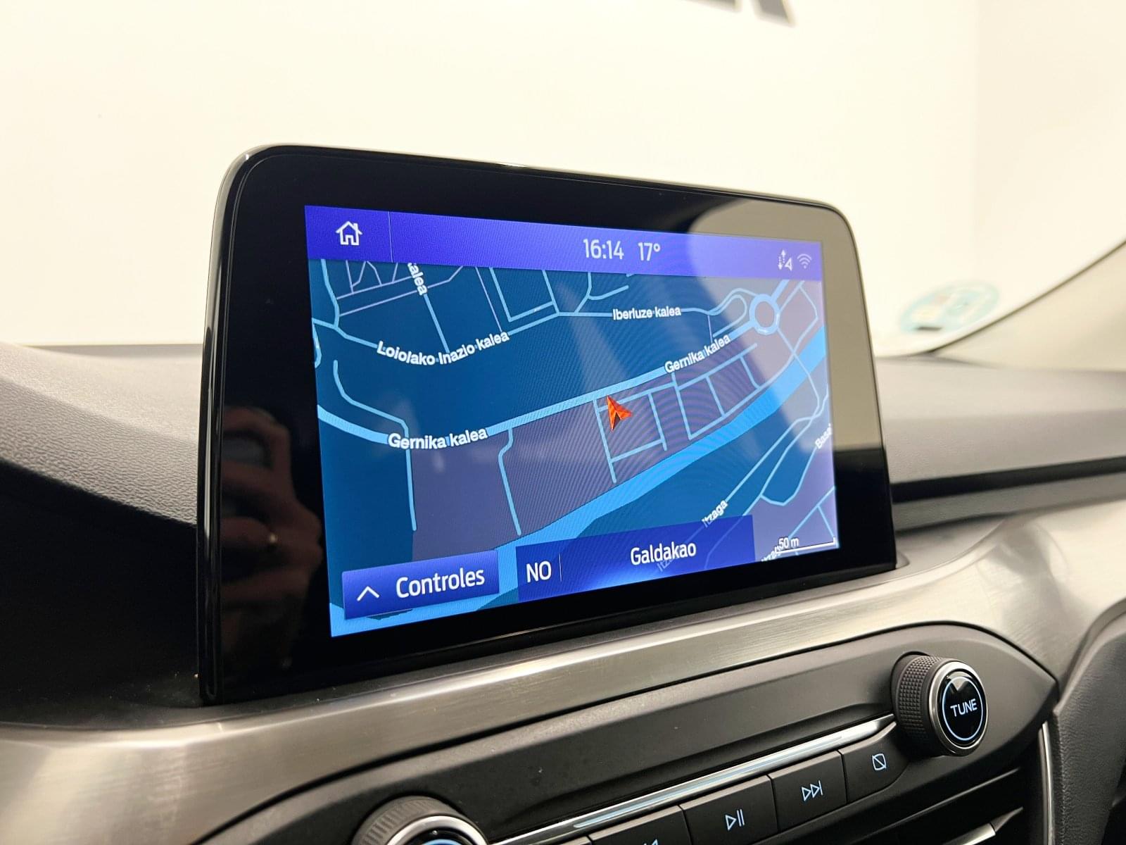 FORD FOCUS SPORTBREAK TITANIUM 2.0 ECOBLUE 150CV 32 