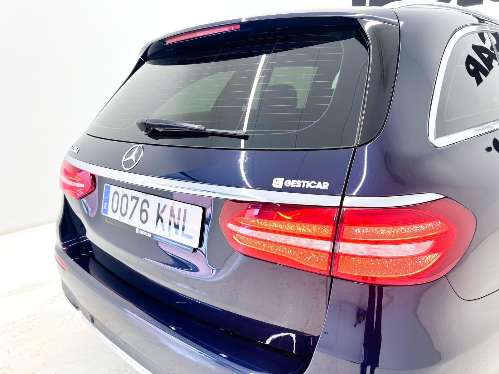 MERCEDES CLASE E E220D ESTATE AMG LINE 17 
