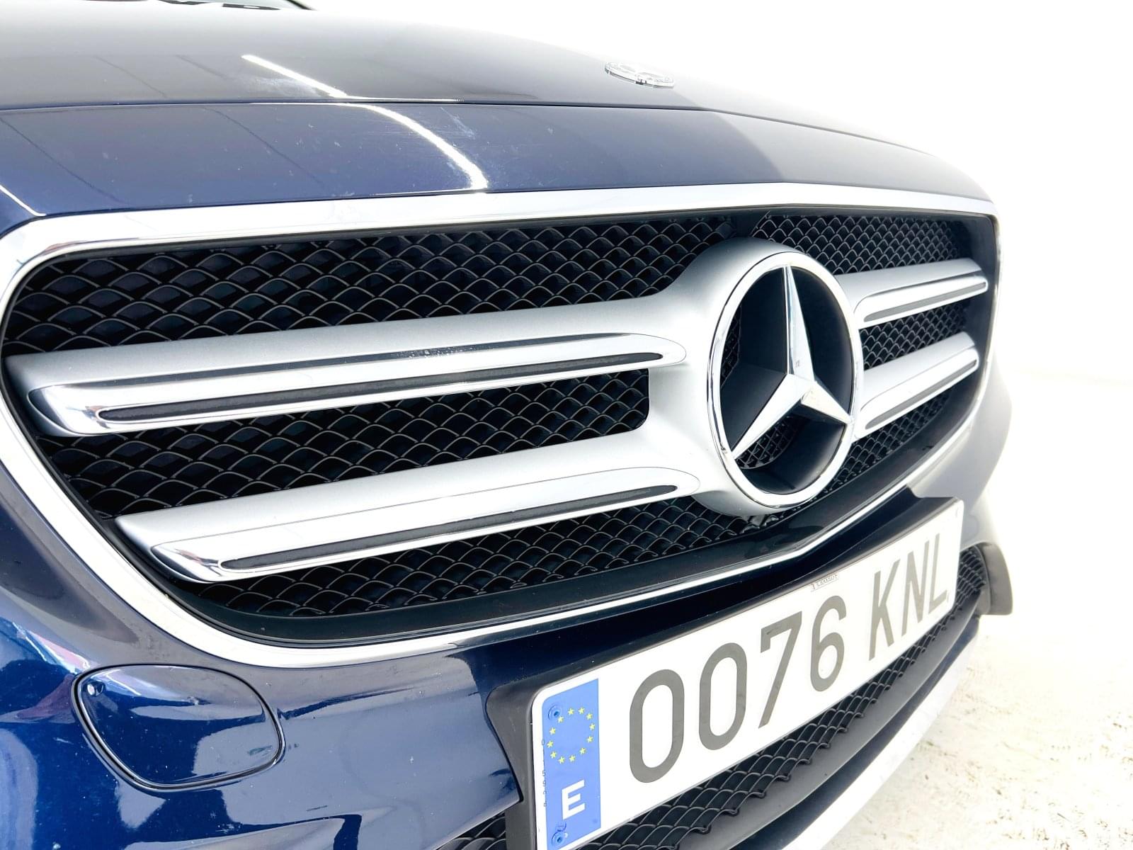 MERCEDES CLASE E E220D ESTATE AMG LINE 5 