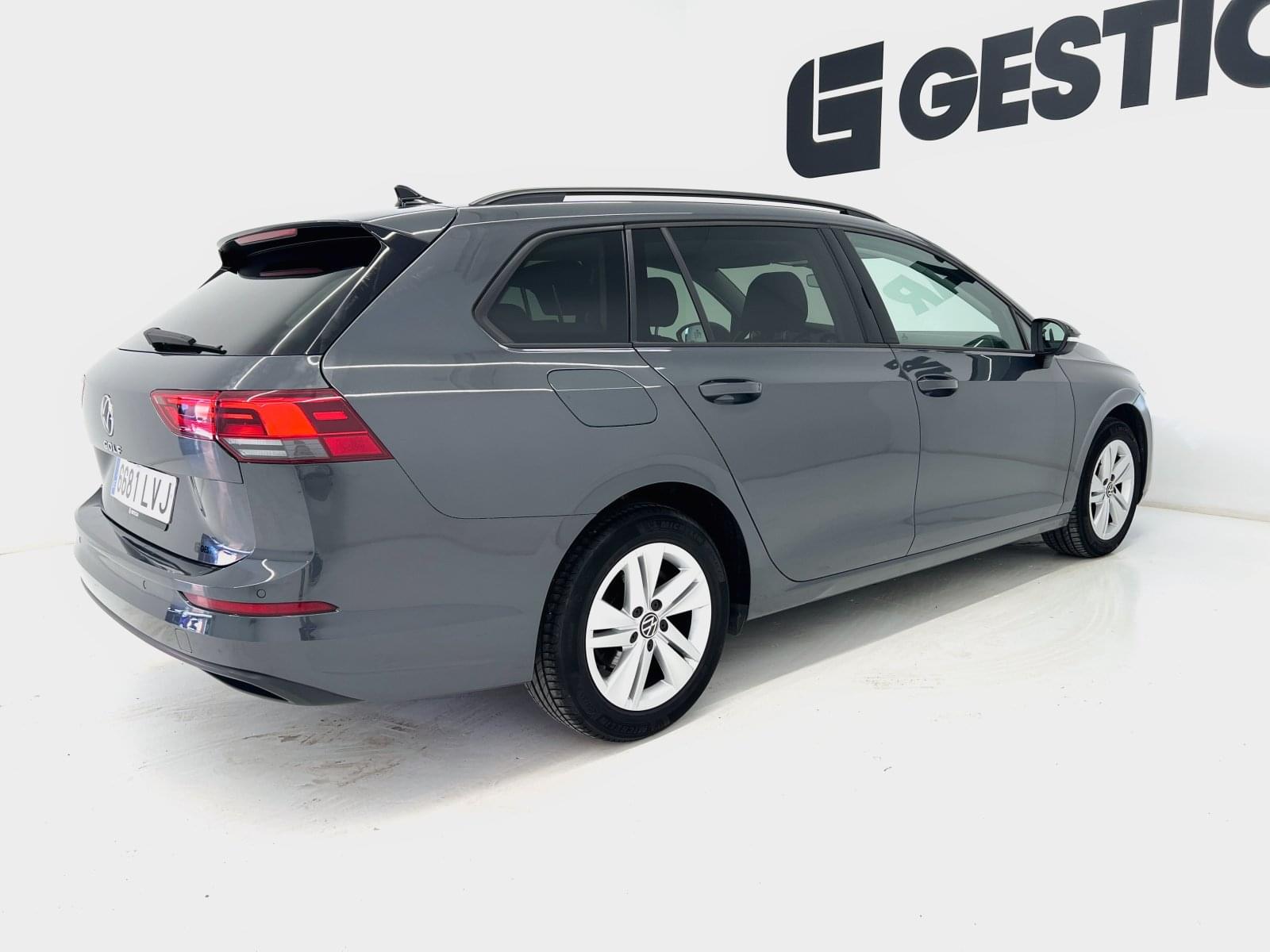 VOLKSWAGEN GOLF VARIANT LIFE 2.0 TDI  115CV DSG7 18 