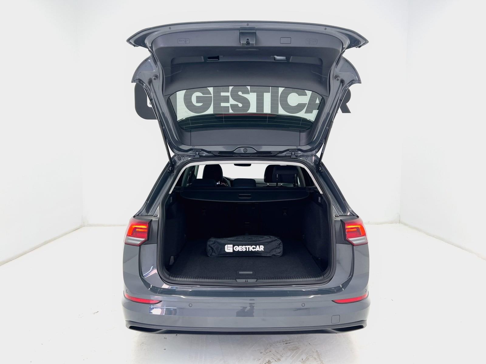 VOLKSWAGEN GOLF VARIANT LIFE 2.0 TDI  115CV DSG7 13 