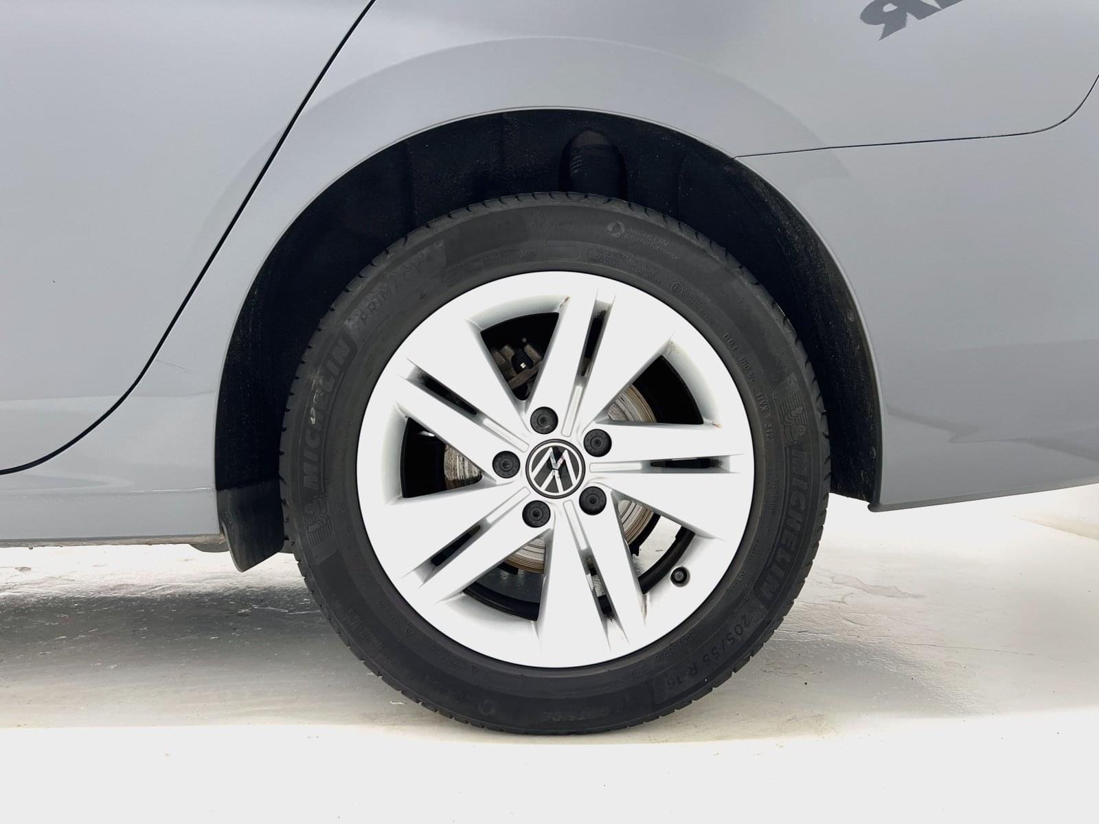 VOLKSWAGEN GOLF VARIANT LIFE 2.0 TDI  115CV DSG7 21 
