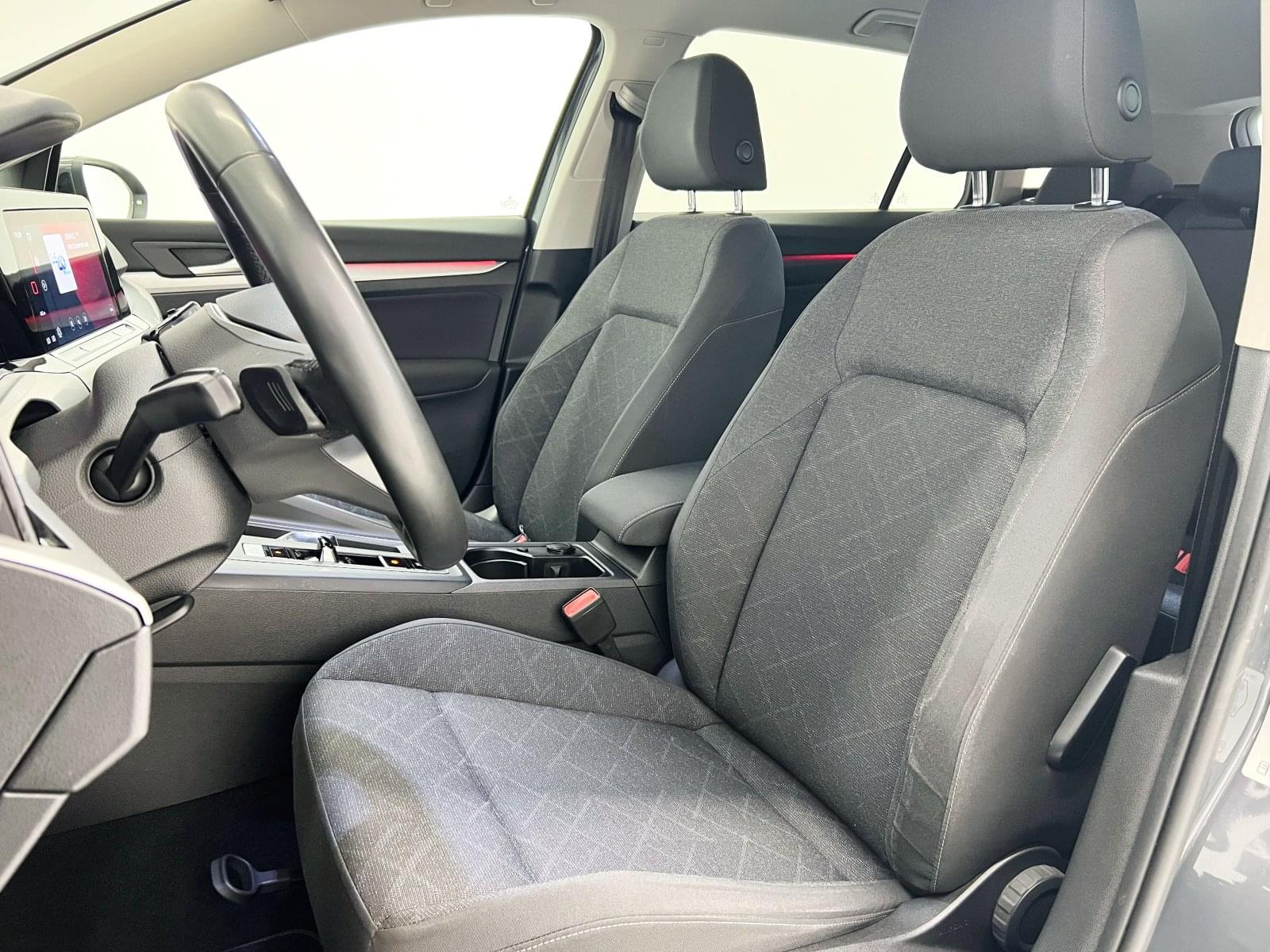VOLKSWAGEN GOLF VARIANT LIFE 2.0 TDI  115CV DSG7 23 