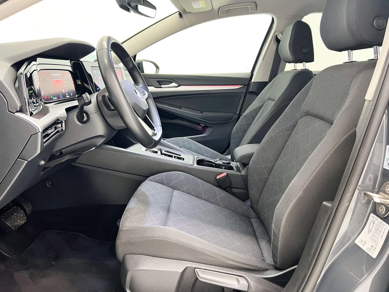 VOLKSWAGEN GOLF VARIANT LIFE 2.0 TDI  115CV DSG7 24 