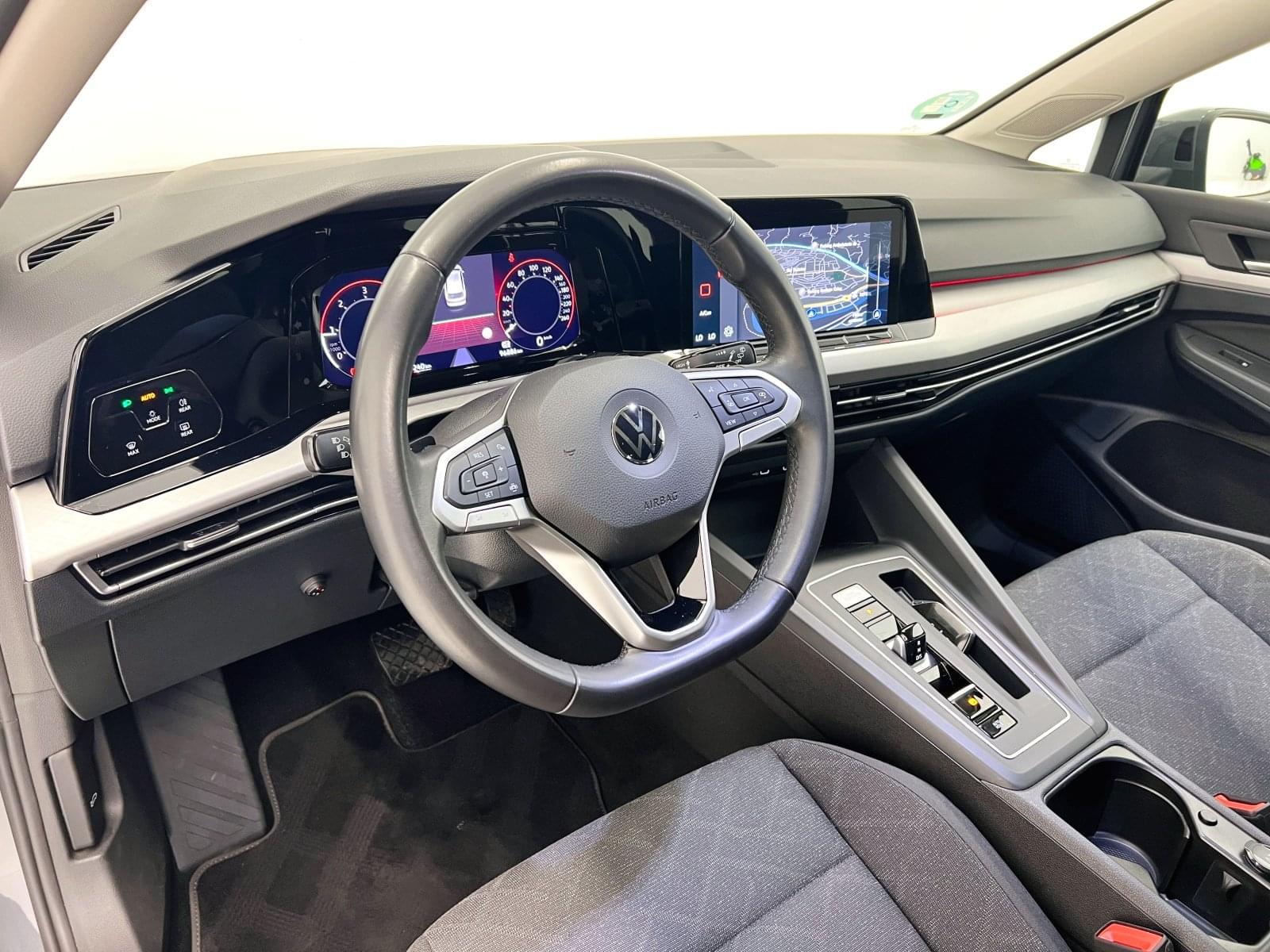 VOLKSWAGEN GOLF VARIANT LIFE 2.0 TDI  115CV DSG7 25 