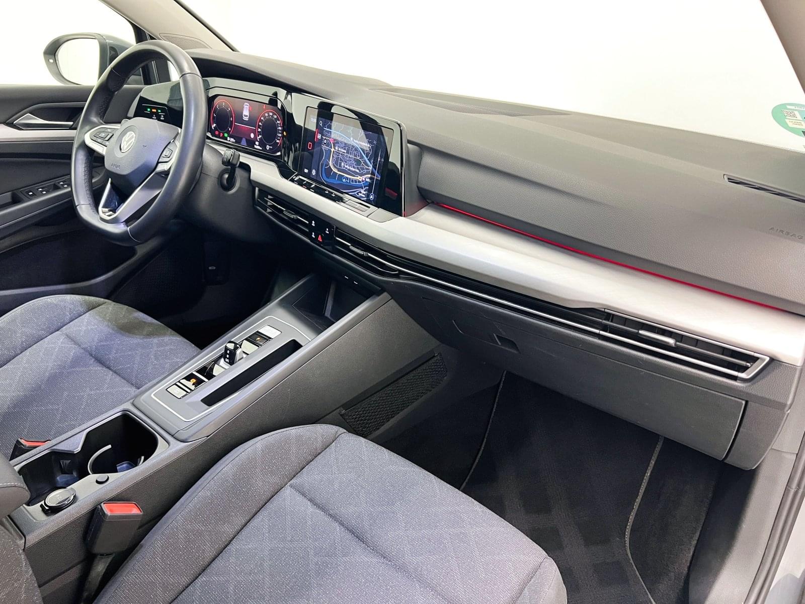 VOLKSWAGEN GOLF VARIANT LIFE 2.0 TDI  115CV DSG7 38 