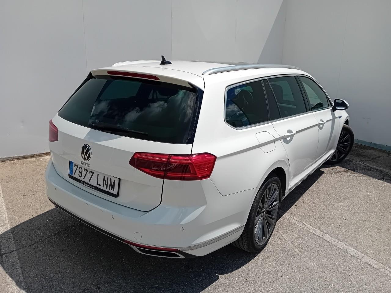 VOLKSWAGEN PASSAT GTE 1.4 TSI 220CV DSG6 3 