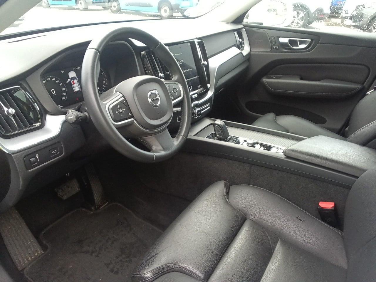 VOLVO XC60 2.0 B5 G 250 CV AWD BUSINESS PLUS AUTO 9 