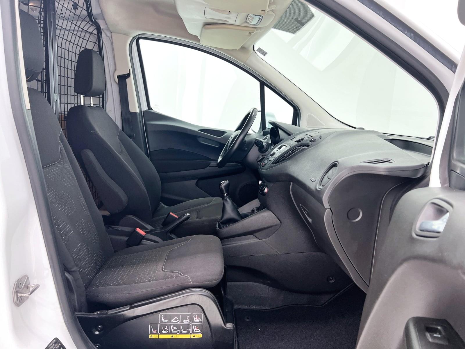 FORD TRANSIT COURIER VAN 1.5 TDCI 56KW TREND 30 