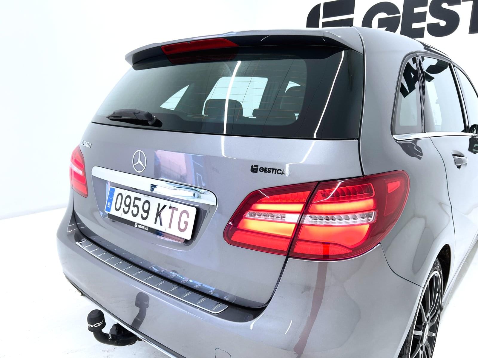 MERCEDES CLASE B 200D 136CV AMG 16 