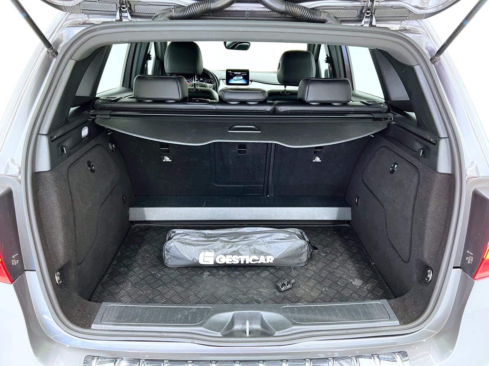 MERCEDES CLASE B 200D 136CV AMG 14 