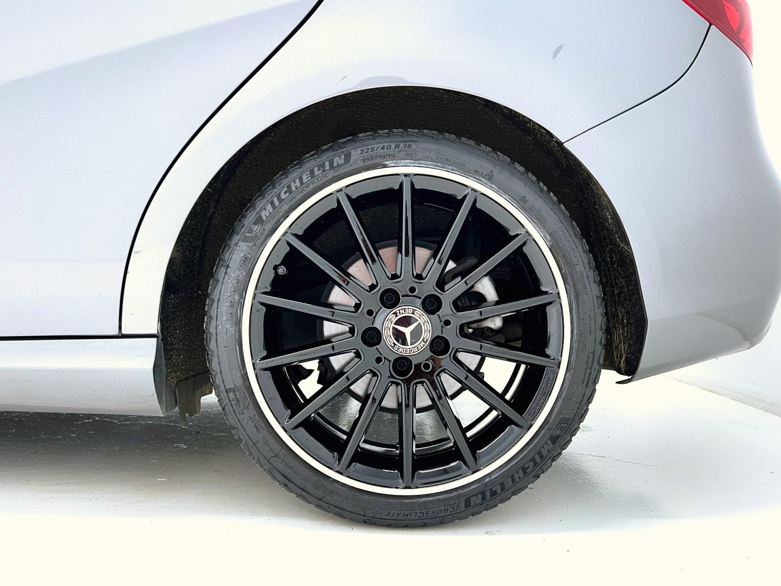 MERCEDES CLASE B 200D 136CV AMG 22 