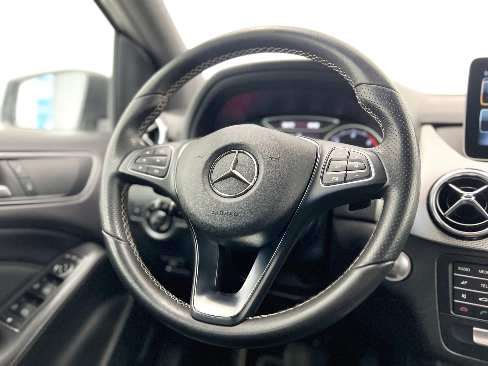 MERCEDES CLASE B 200D 136CV AMG 29 