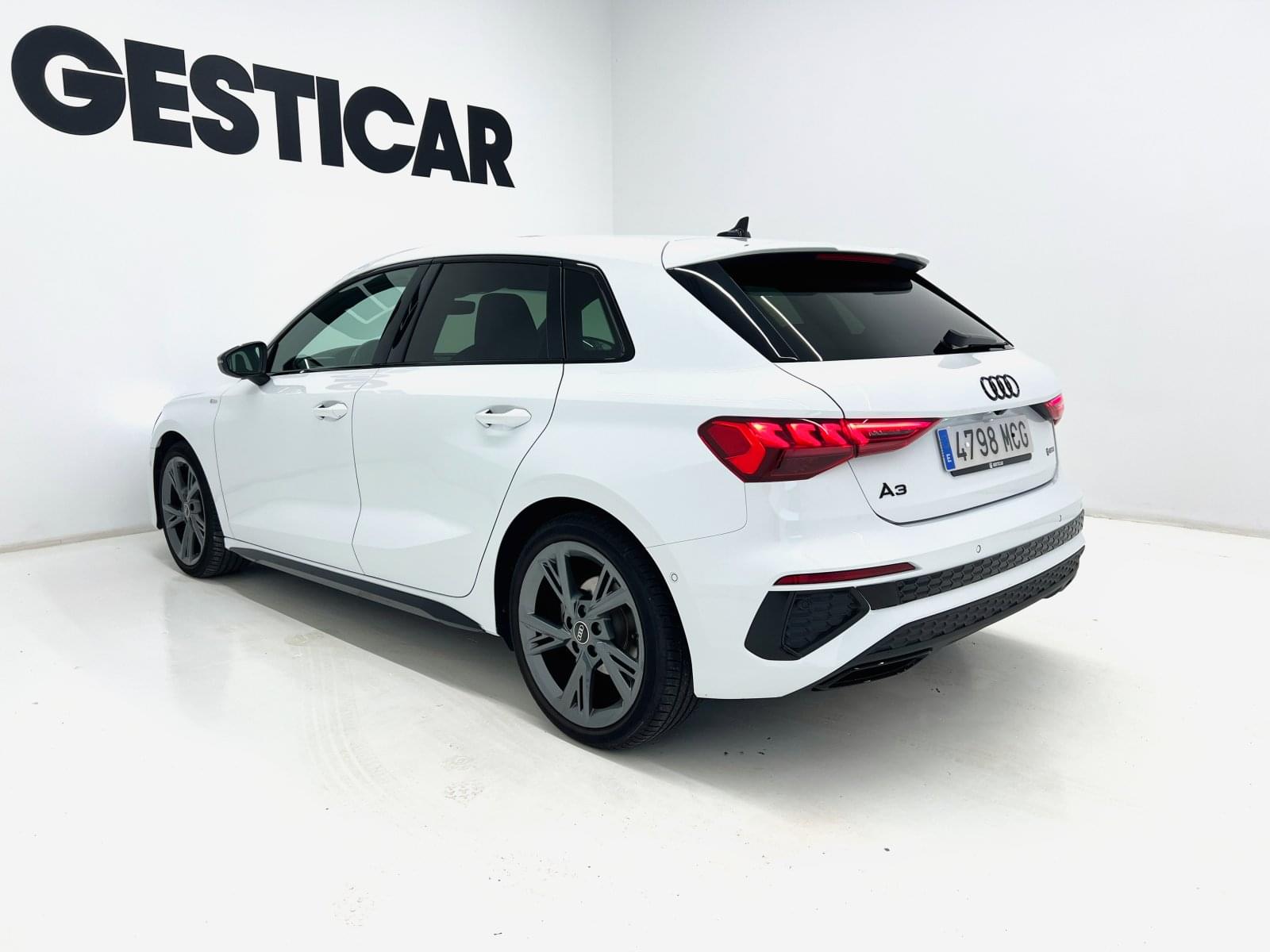 AUDI A3 SPORTBACK 1.5TSI 150CV STRONIC BLACKLINE 11 