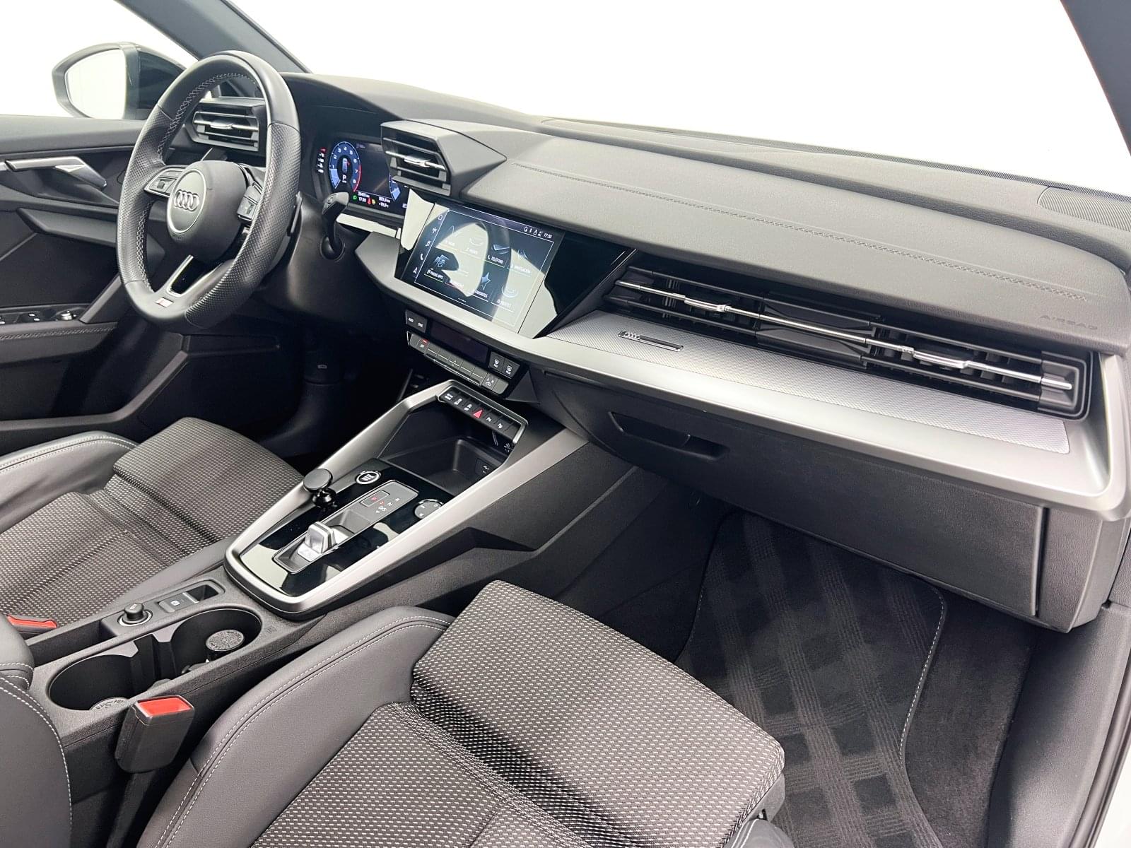 AUDI A3 SPORTBACK 1.5TSI 150CV STRONIC BLACKLINE 42 