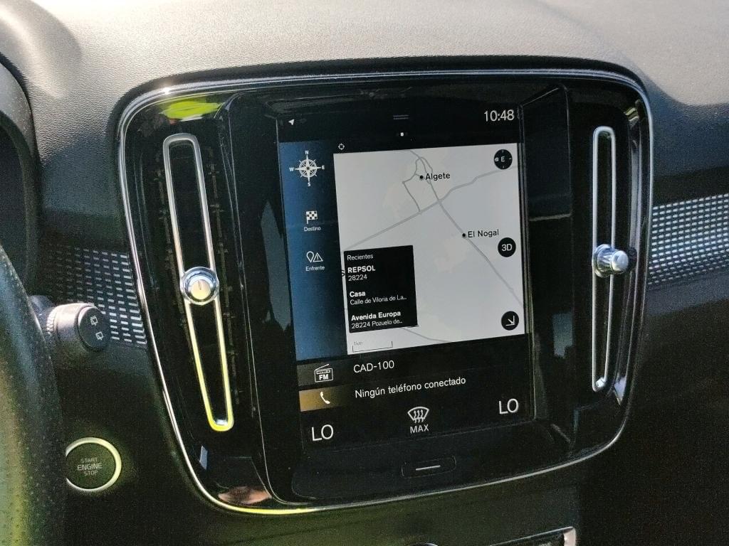VOLVO XC40 1.5 T5 Twin Recharge R-Design Auto 7 