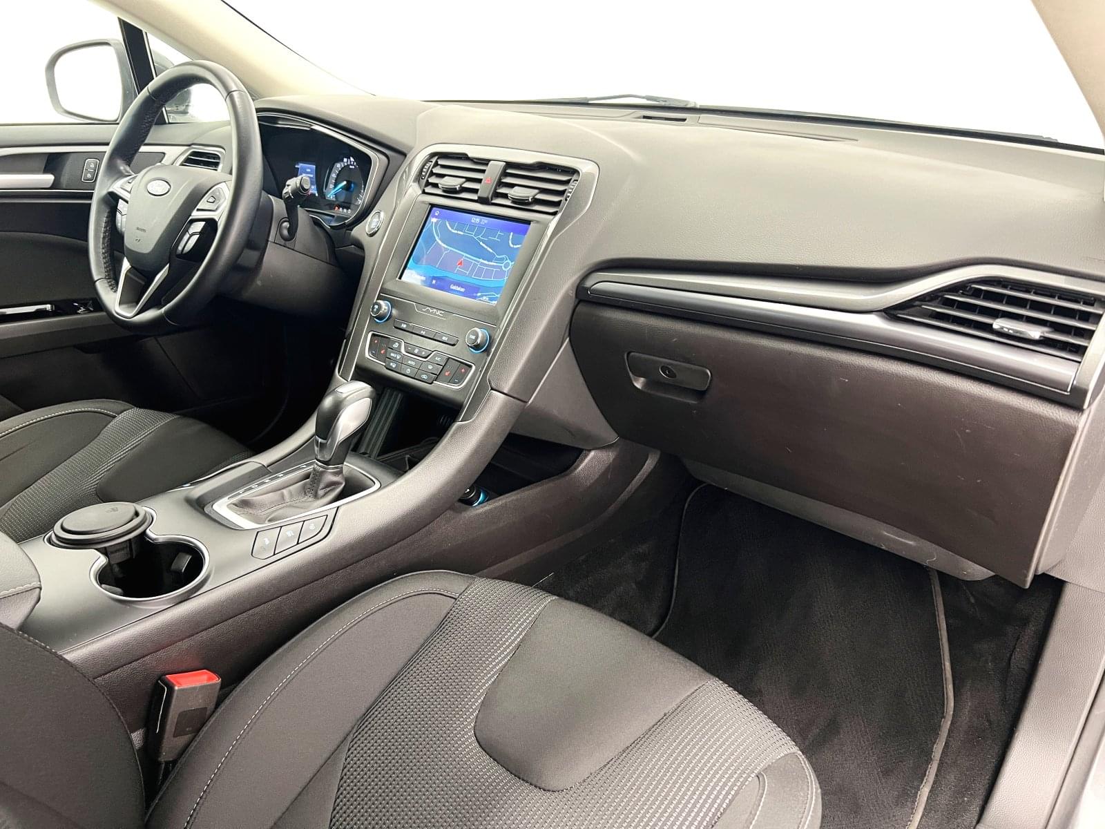 FORD MONDEO 2.0 Híbrido 187 CV Titanium HEV AT SB 38 