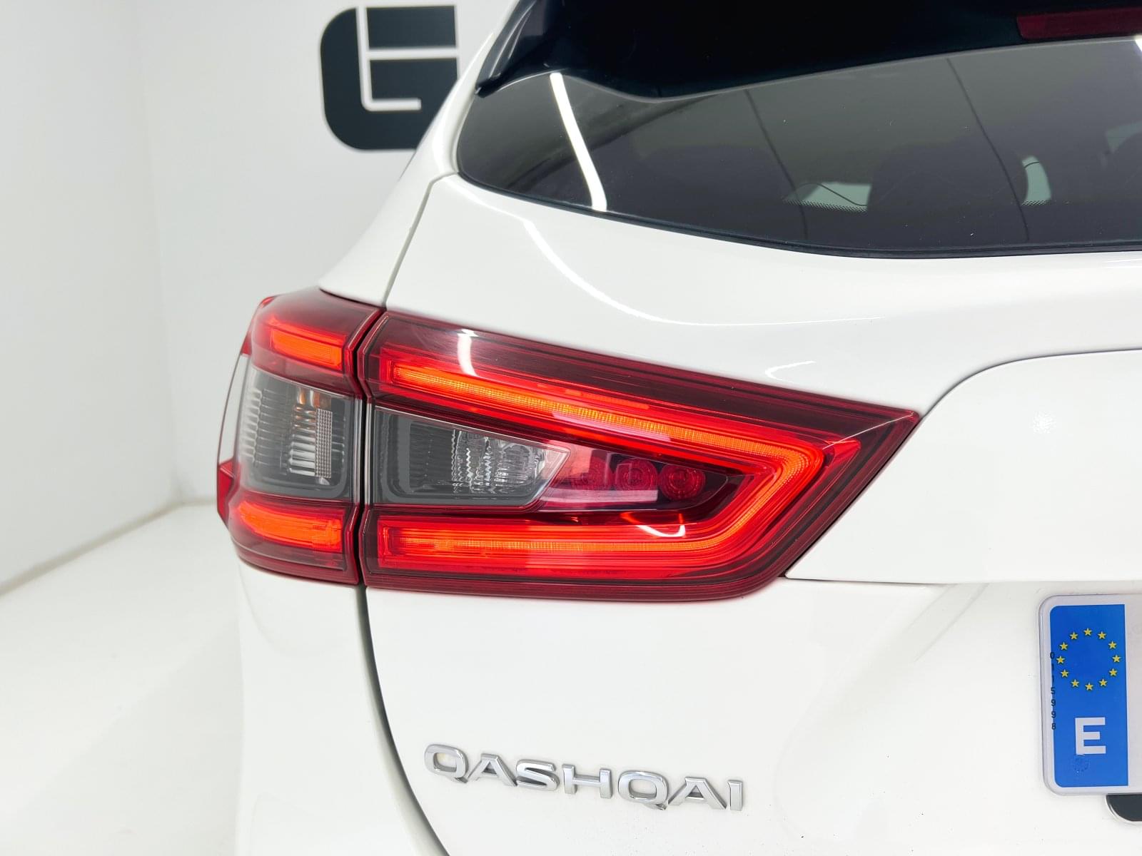 NISSAN QASHQAI DIG-T 140 CV E6D ACENTA 11 