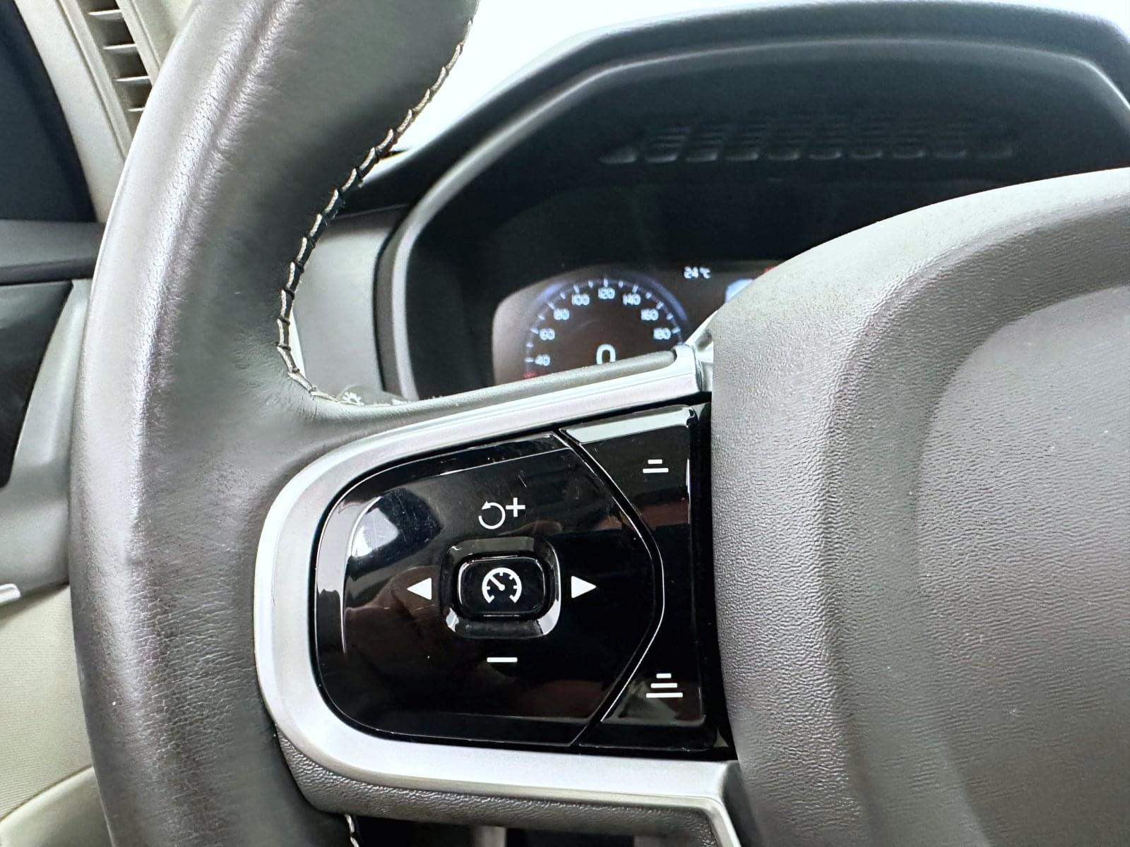 VOLVO XC90 2.0 B5 D5 AWD BUSINESS PLUS AUTO 235CV 33 