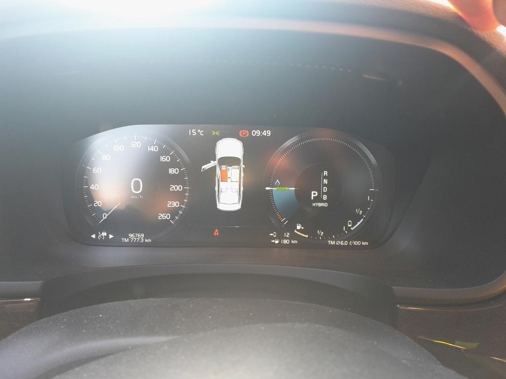 VOLVO S90 2.0 T8 TWIN AWD MOMENTUM AUTO 7 