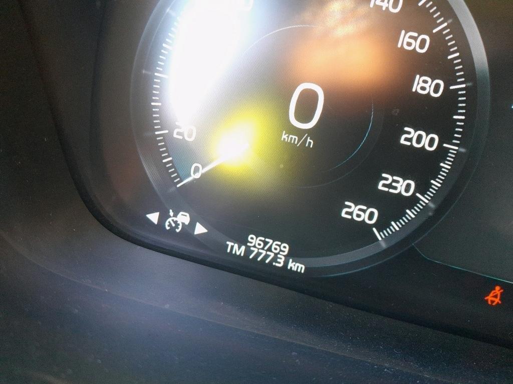 VOLVO S90 2.0 T8 TWIN AWD MOMENTUM AUTO 8 