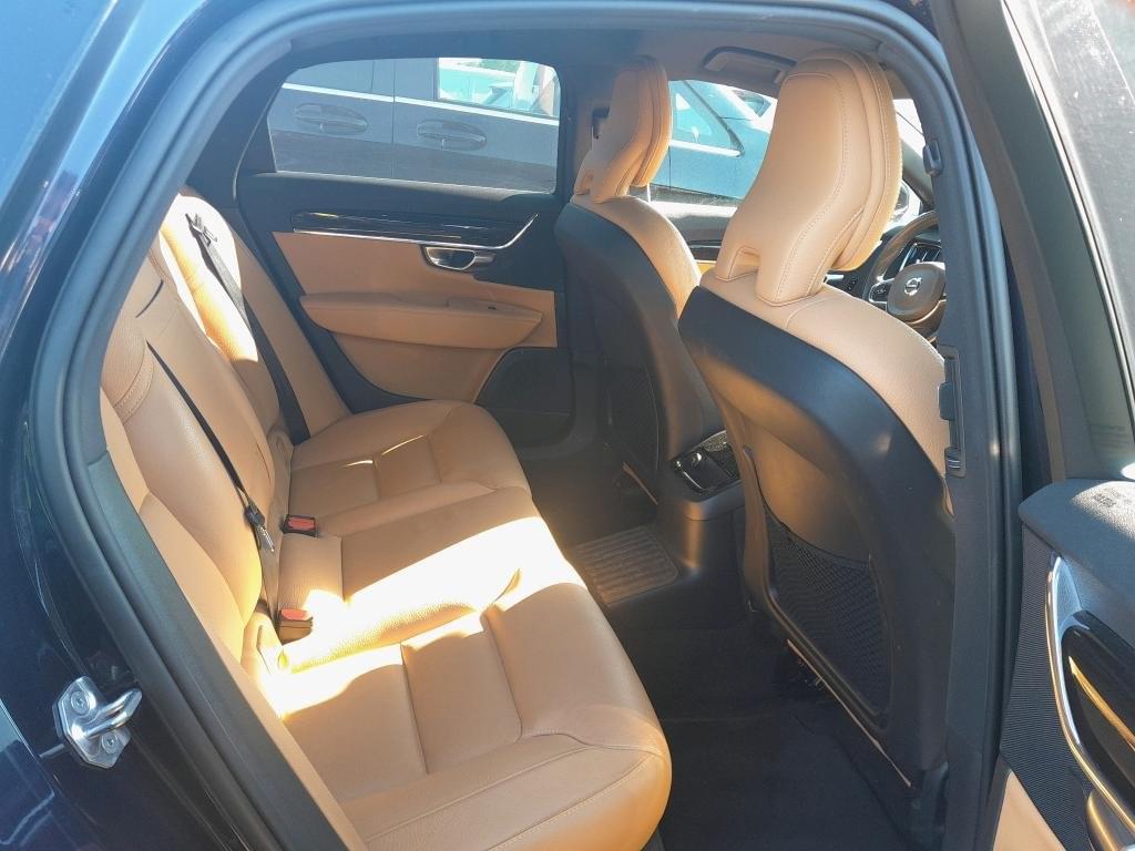 VOLVO S90 2.0 T8 TWIN AWD MOMENTUM AUTO 11 