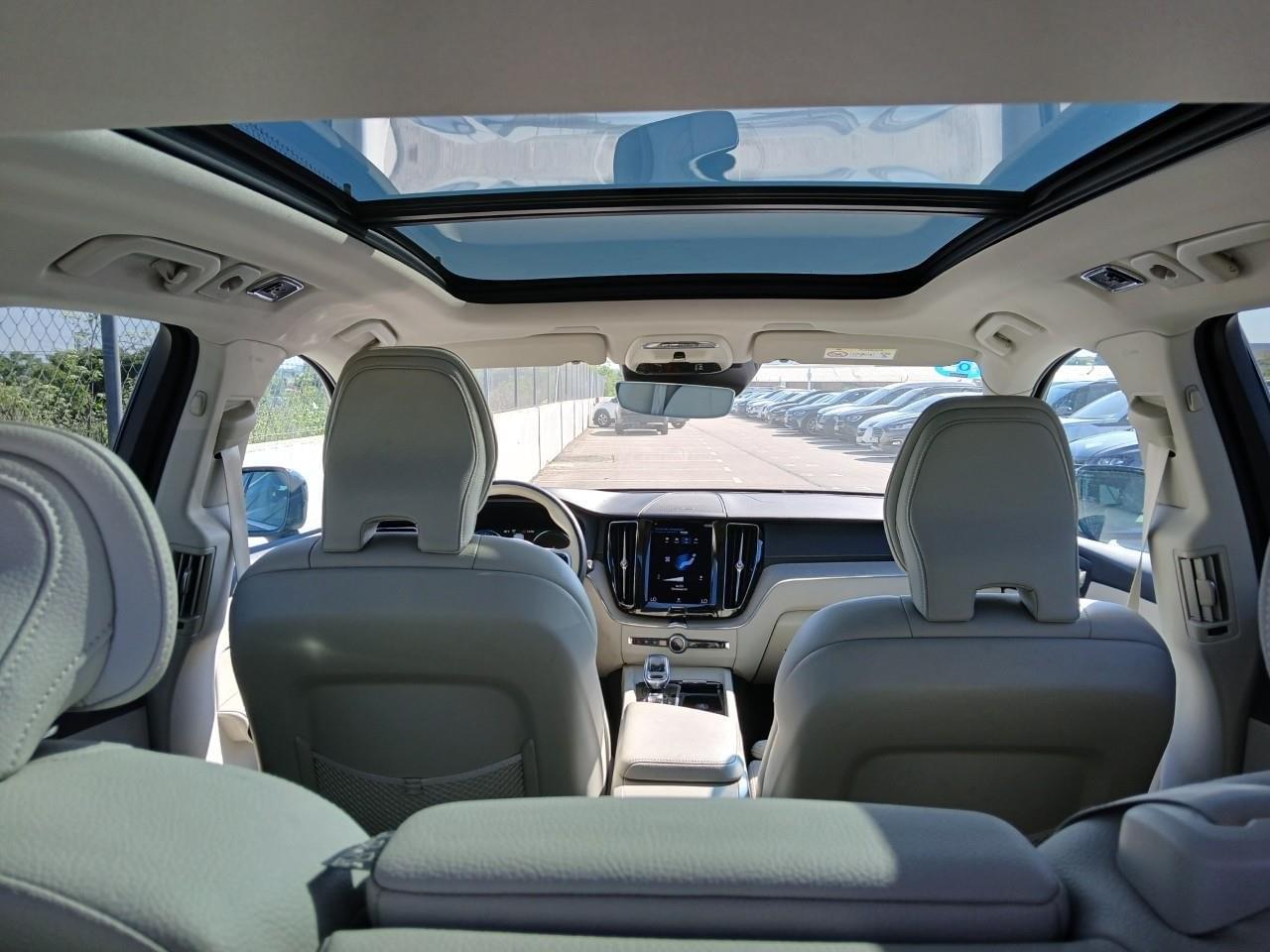 VOLVO XC60 2.0 T6 AWD RECHARGE INSCRIPTION AUTO 10 