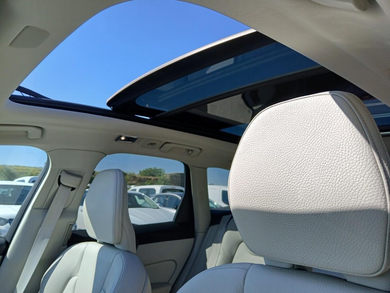 VOLVO XC60 2.0 T6 AWD RECHARGE INSCRIPTION AUTO 11 