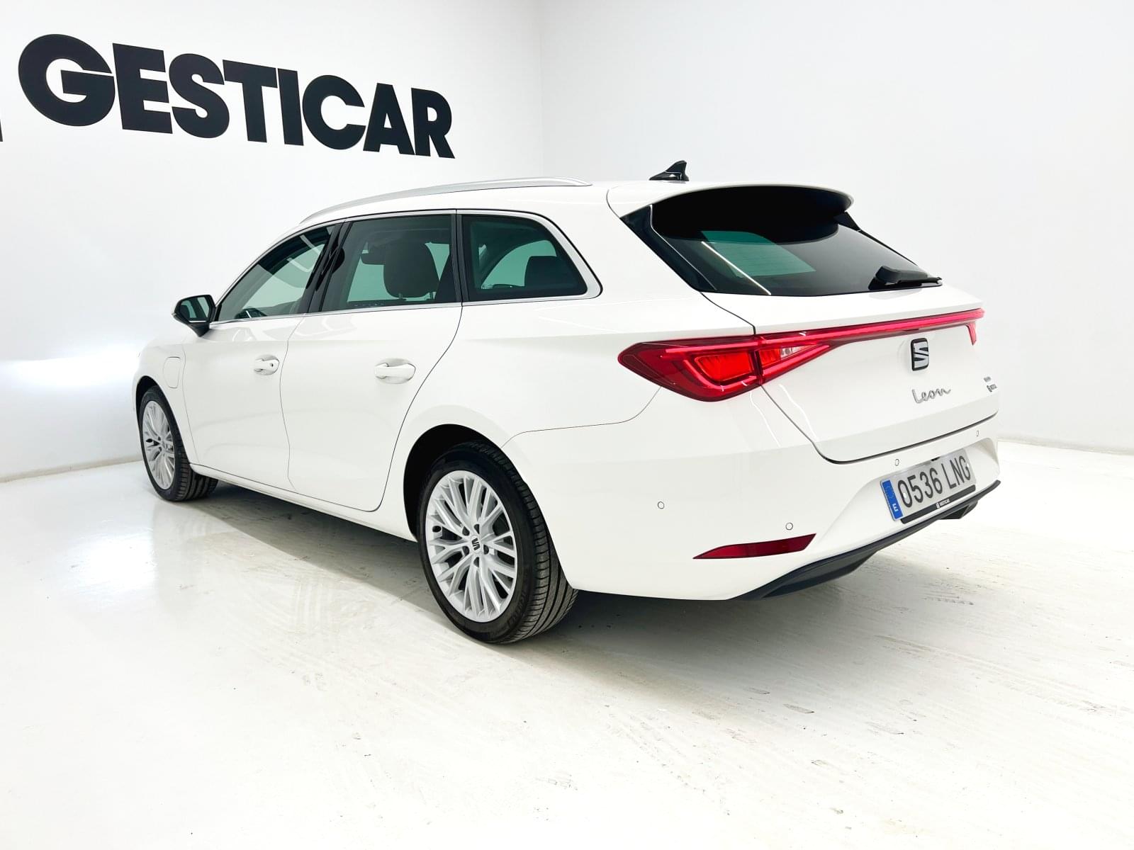 SEAT LEÓN 1.4 e-Hybrid DSG-6 S&S Xcellence  204 CV 10 