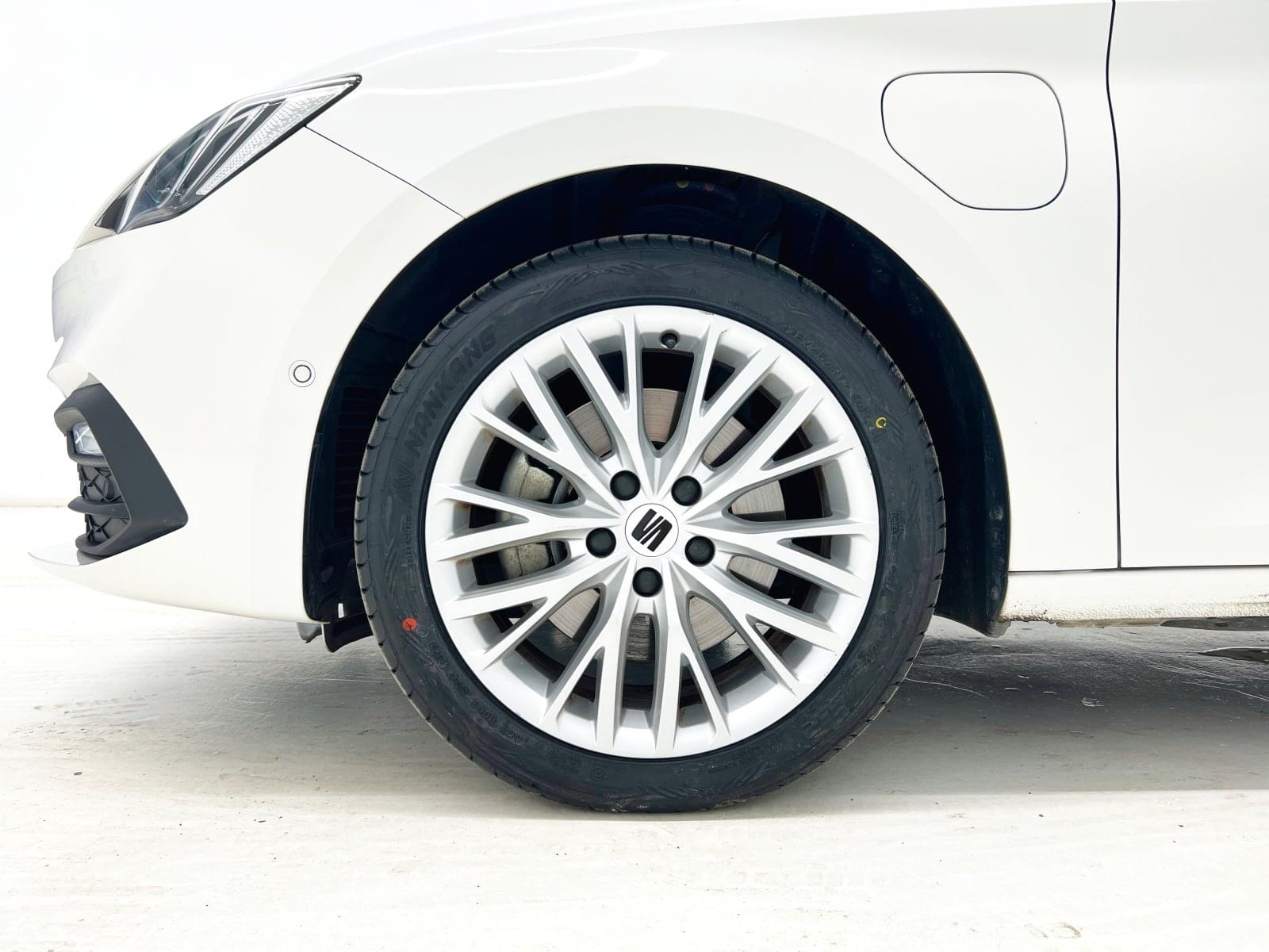 SEAT LEÓN 1.4 e-Hybrid DSG-6 S&S Xcellence  204 CV 20 