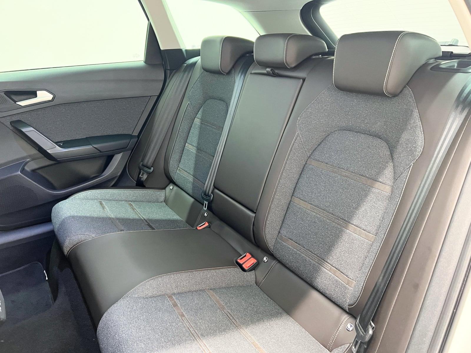 SEAT LEÓN 1.4 e-Hybrid DSG-6 S&S Xcellence  204 CV 28 