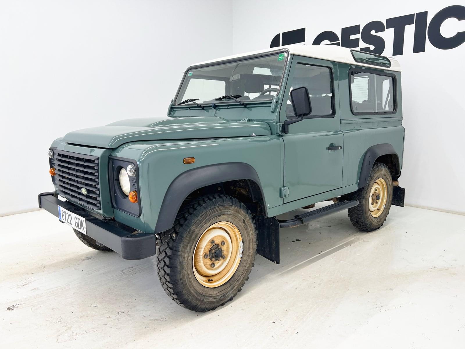LAND ROVER DEFENDER 90 2.5TD5 SW SE 9 