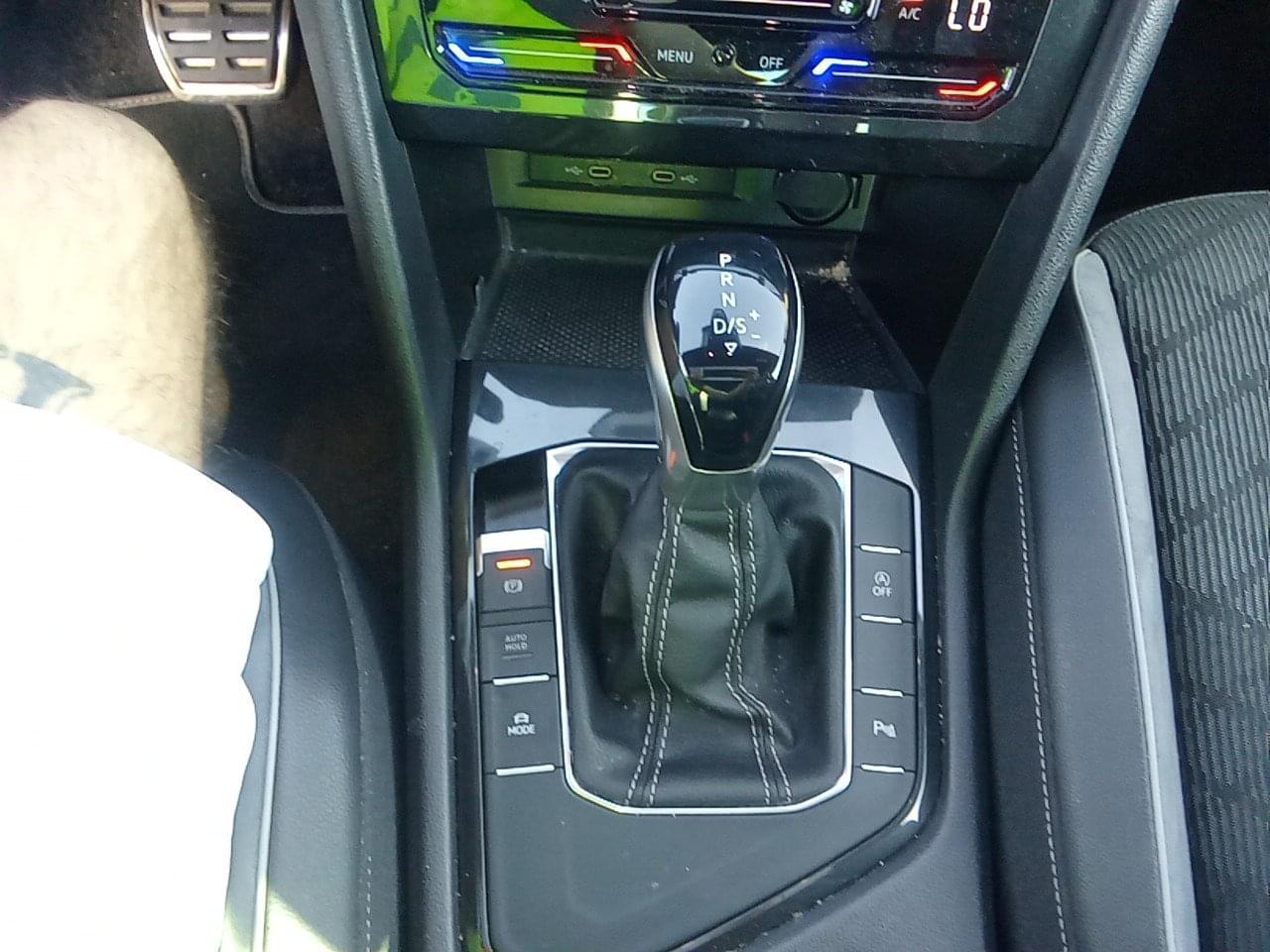 VOLKSWAGEN TIGUAN R-LINE 2.0 TDI 150CV DSG 12 