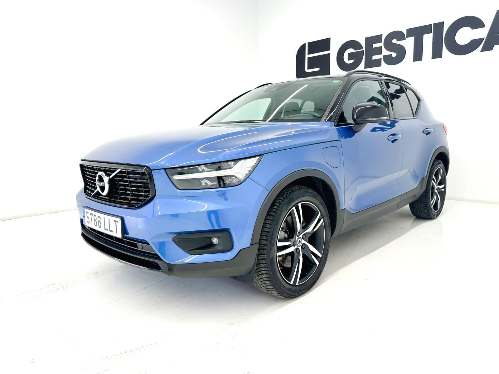 VOLVO XC40 1.5 T5 TWIN RECHARGE R-DESIGN EXP 262CV 7 