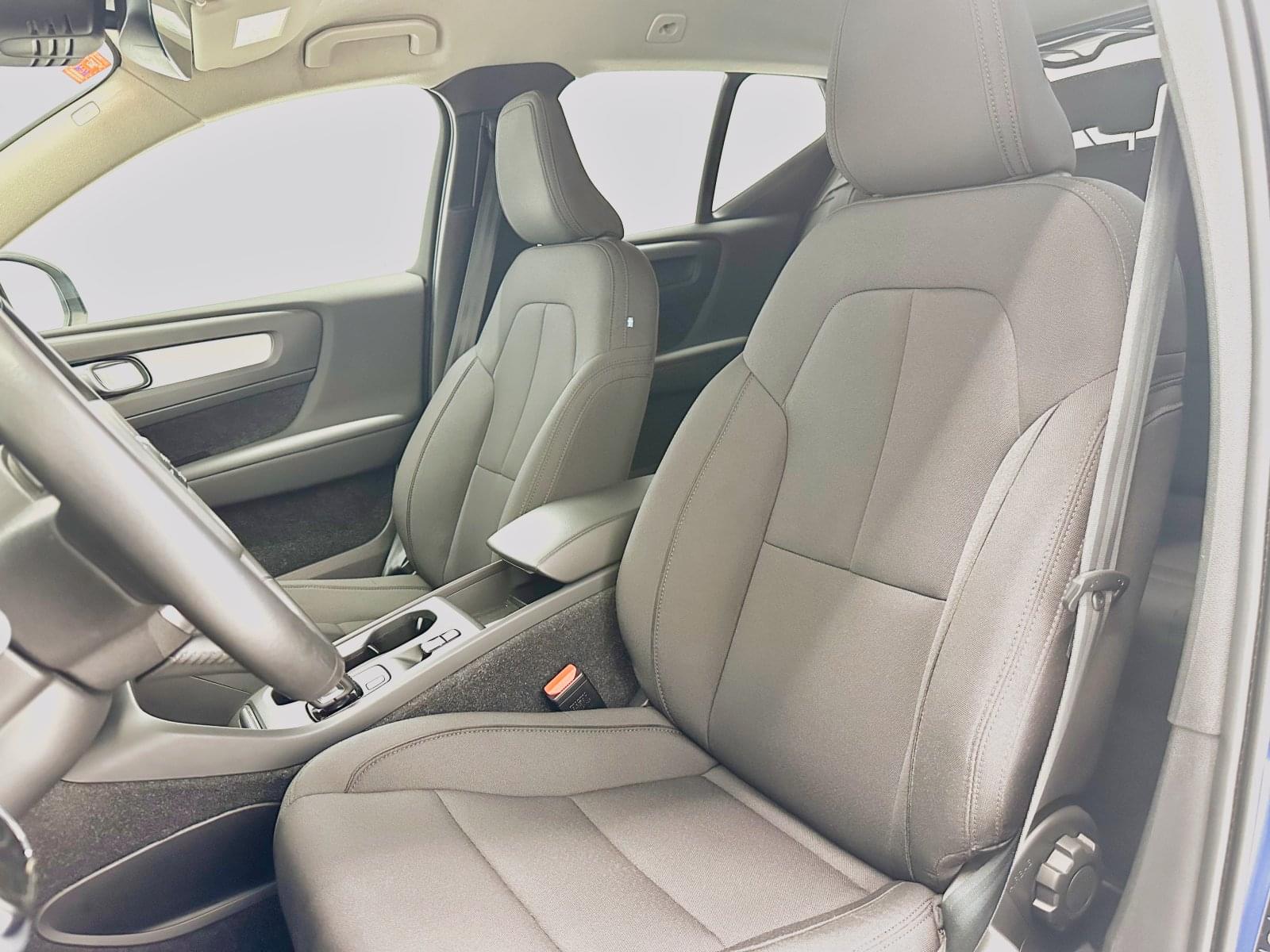 VOLVO XC40 1.5 T5 TWIN RECHARGE R-DESIGN EXP 262CV 19 