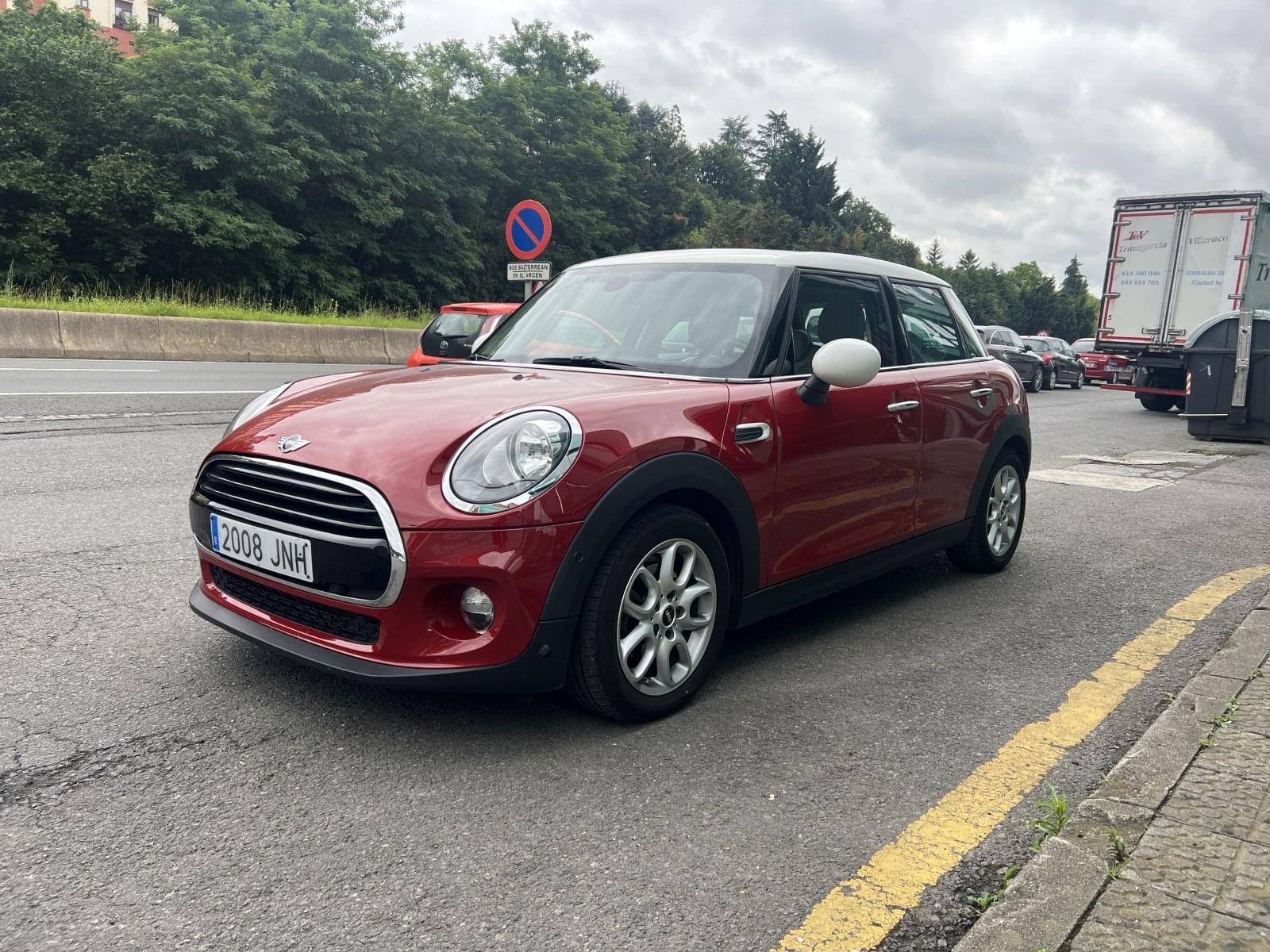 MINI MINI COOPER 5P AUTO 2 