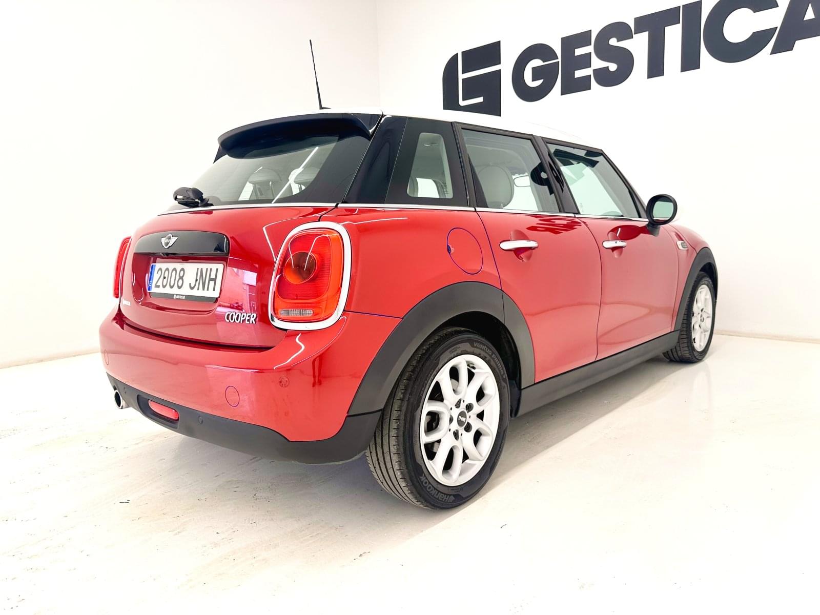 MINI MINI COOPER 5P AUTO 136 CV 9 