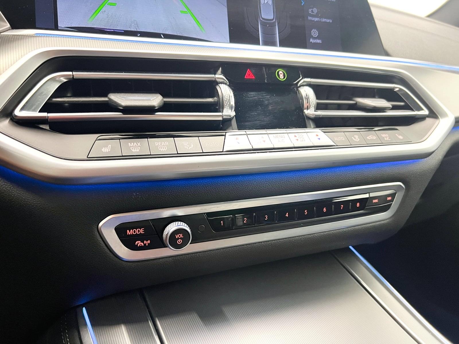 BMW X5 XDRIVE45E 38 