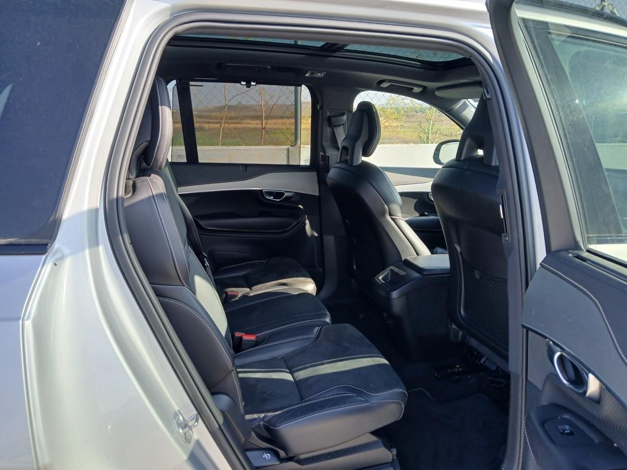 VOLVO XC90 2.0 B5 R DESIGN AWD 235CV 11 
