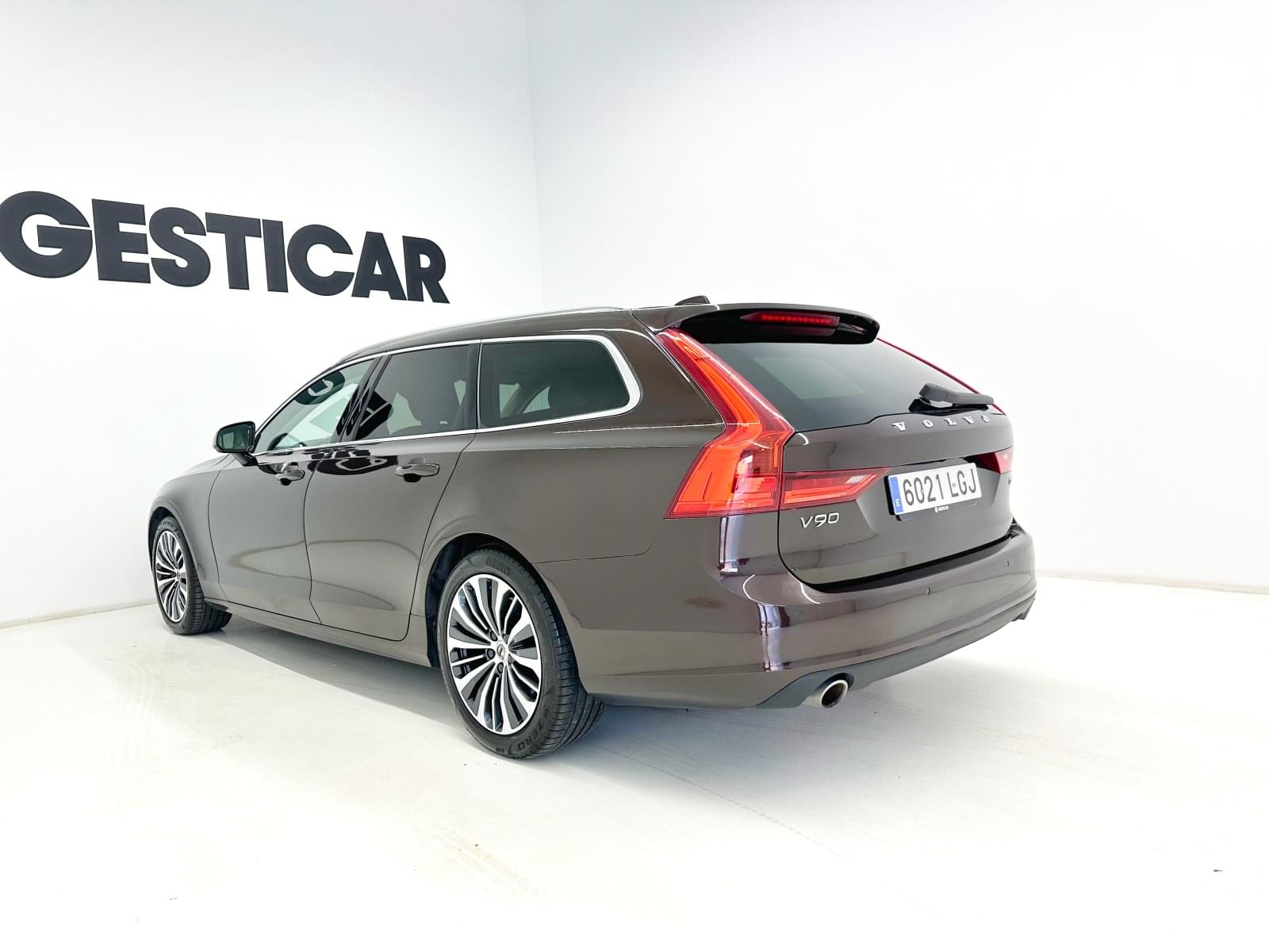 VOLVO V90 2.0 T4 Business Plus Auto 190cv 2 