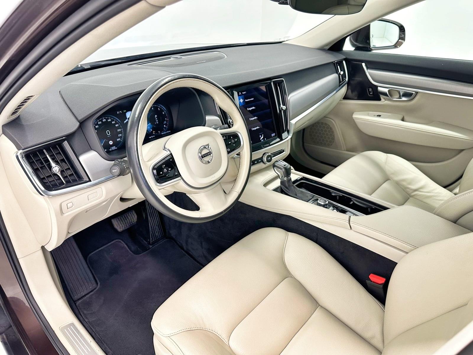 VOLVO V90 2.0 T4 Business Plus Auto 190cv 23 