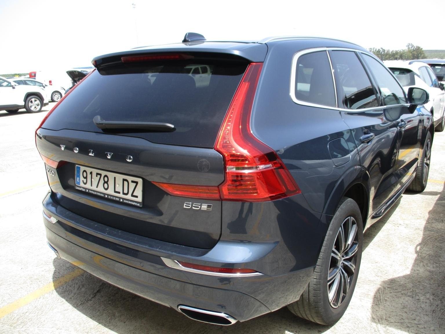 VOLVO XC60 B5 D5 AWD INSCRIPTION AUTO 4 