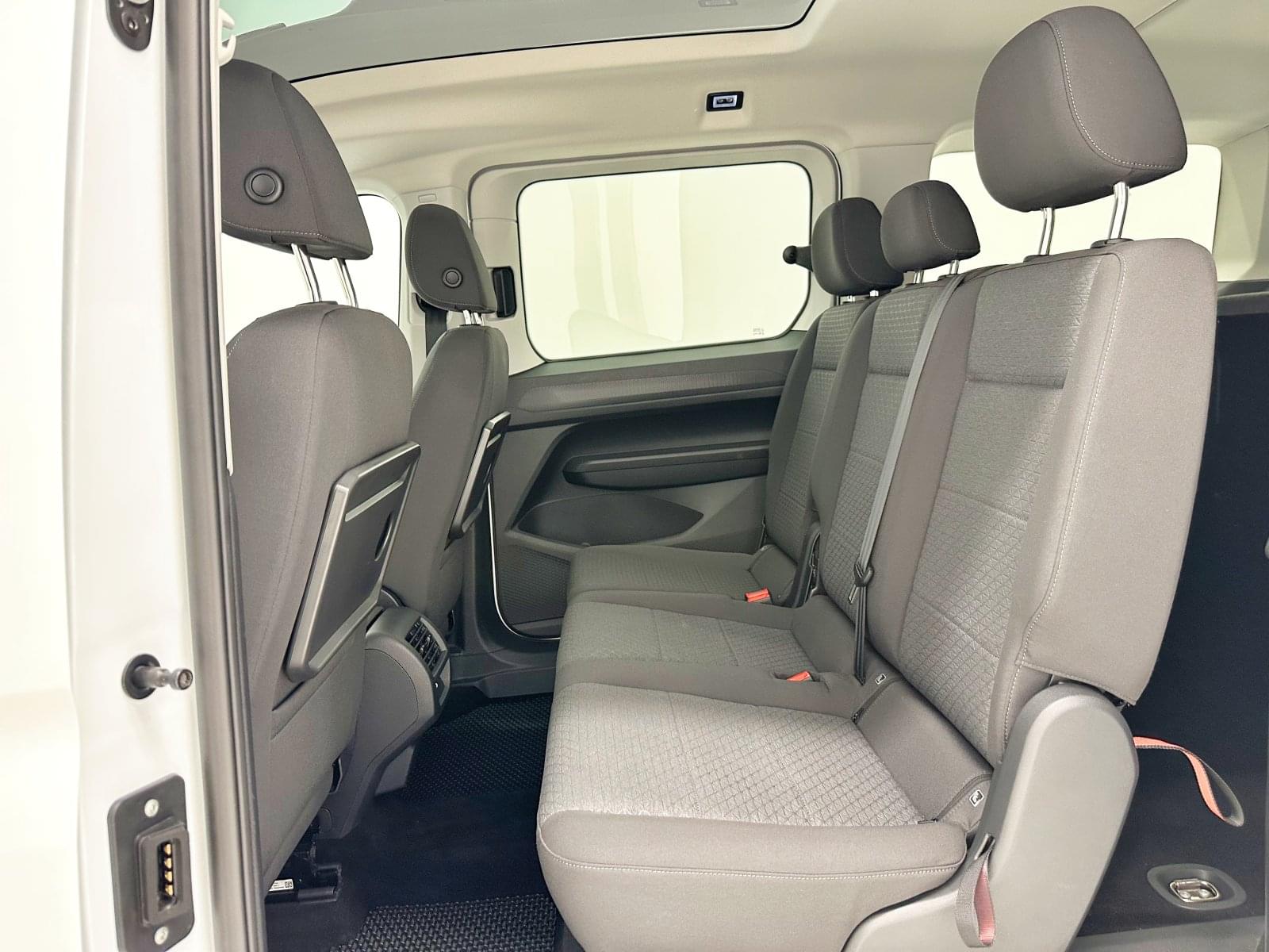 FORD GRAND TOURNEO CONNECT 2.0 ECOBLUE 122CV TITANIUM 40 