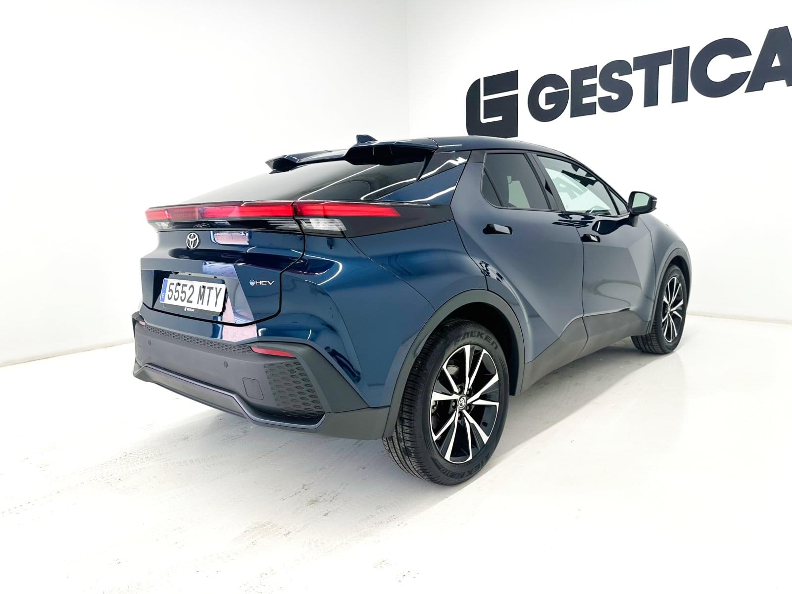 TOYOTA CH-R 1.8 ACTIVE 140CV H  Advance 14 