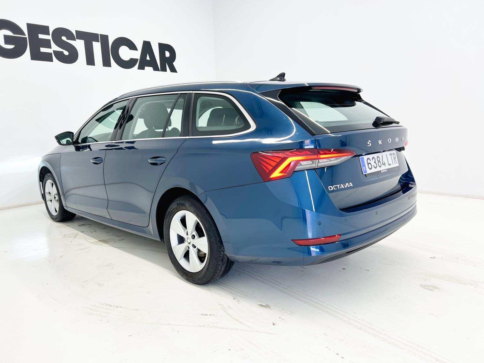 SKODA OCTAVIA COMBI 2.0 TDI 115CV MAN AMBITION 10 