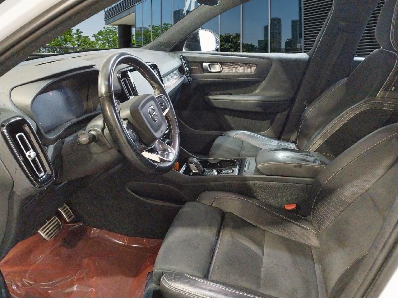 VOLVO XC40 1.5  T3  R-DESIGN  163CV 3 