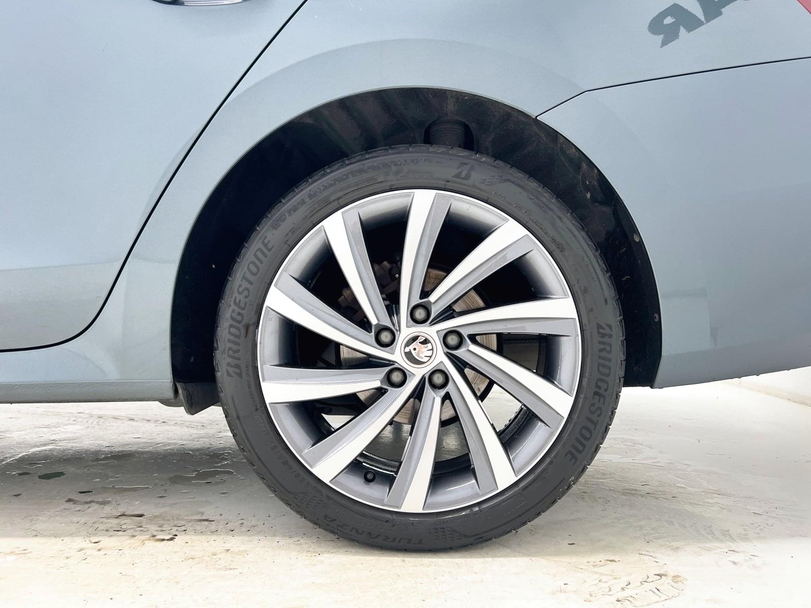 SKODA OCTAVIA COMBI 2.0 TDI 150CV  STYLE 22 