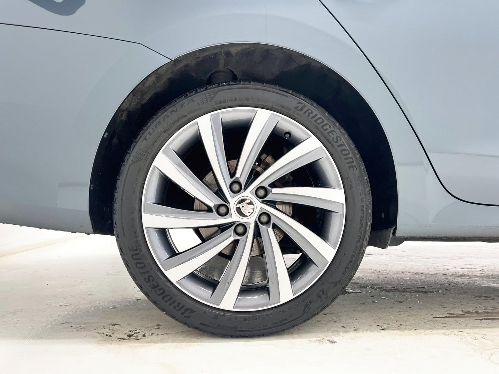 SKODA OCTAVIA COMBI 2.0 TDI 150CV  STYLE 23 